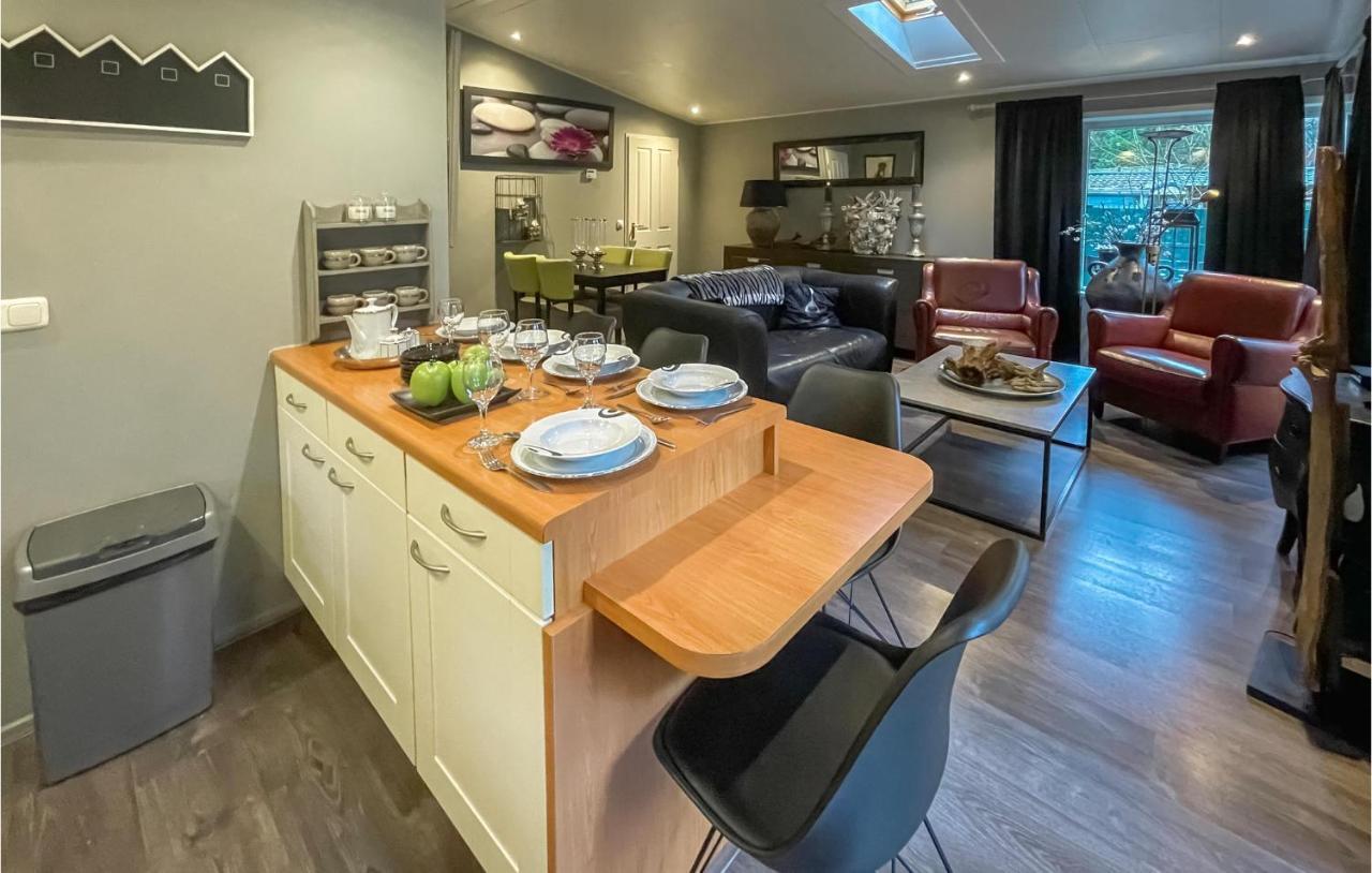 Awesome Home In Emst With Kitchen Exterior foto